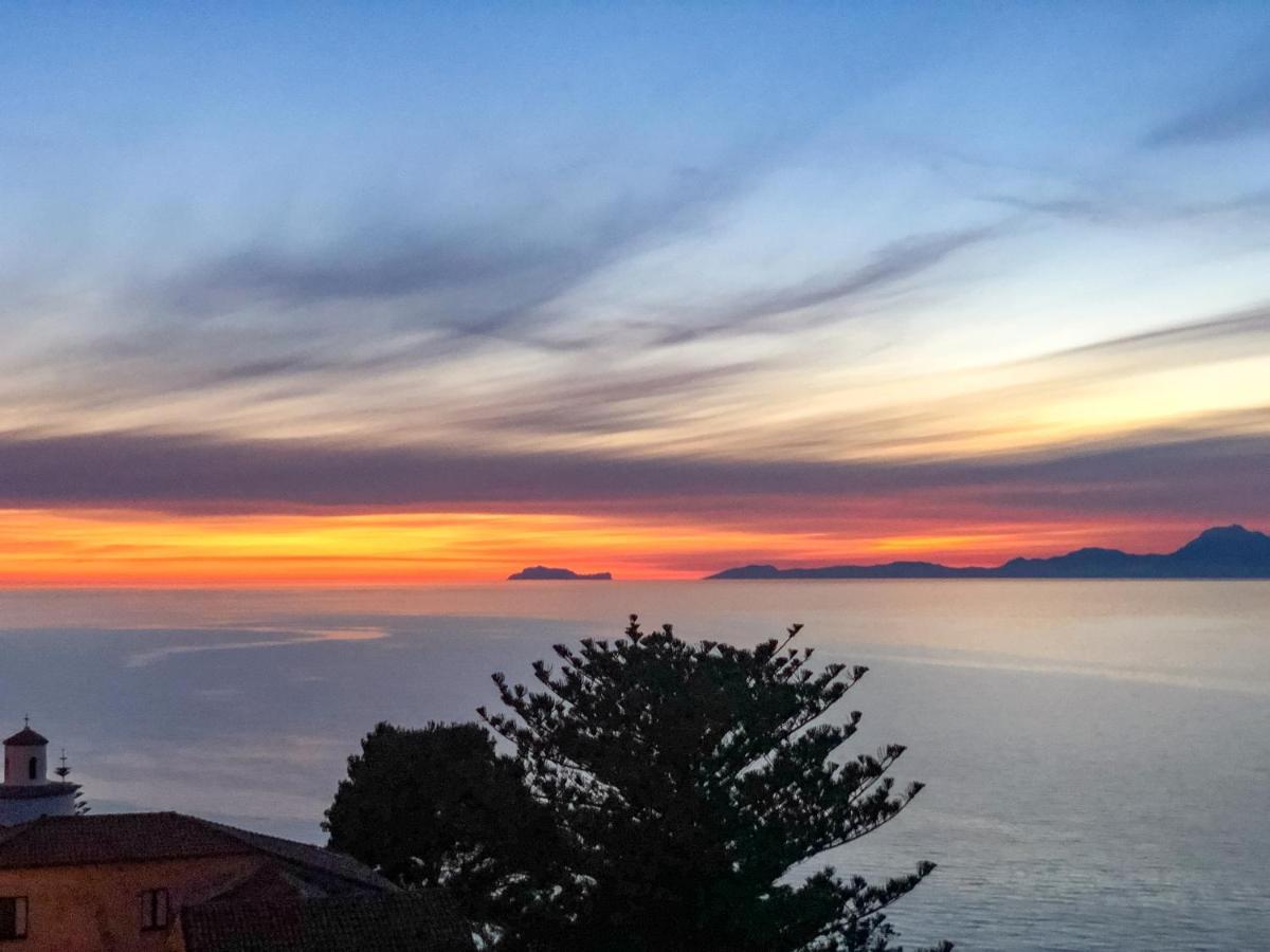 Borgo Dei Saraceni - Domus Indomita Bed & Breakfast Agropoli Luaran gambar