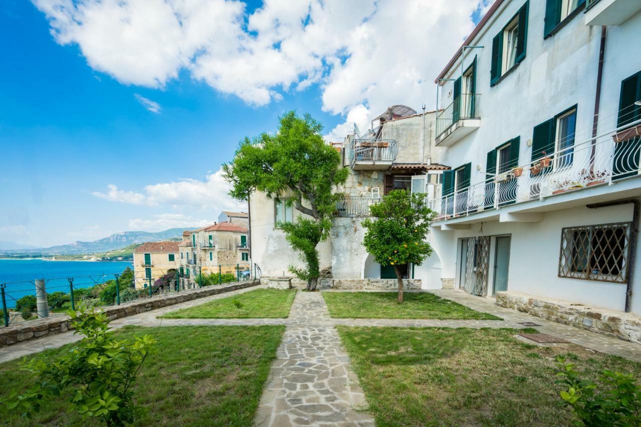Borgo Dei Saraceni - Domus Indomita Bed & Breakfast Agropoli Luaran gambar